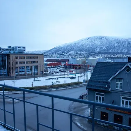 Toppleilighet Med Utsikt I Sentrum Nord Tromso