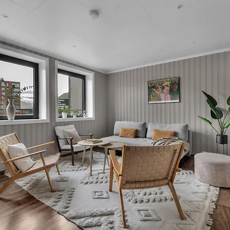 Northstay - Center Terrace With Mountain View Apartment Tromsø