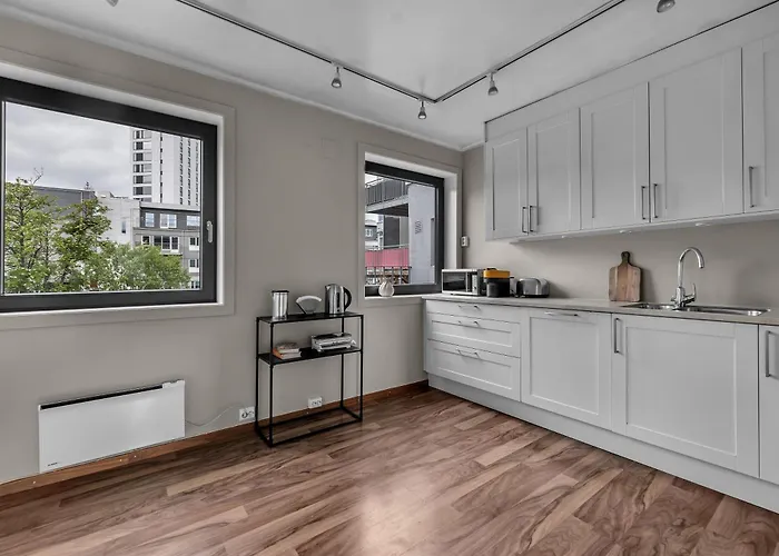 Northstay - Center Terrace With Mountain View *