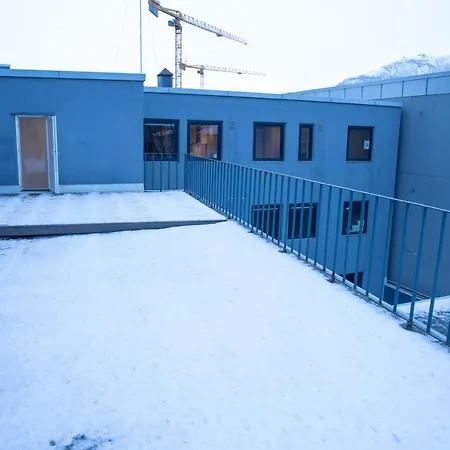 Northstay - Center Terrace